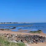 Camping Mobil De Gamme Ile D'oleron A 100m De L'ocean Saint-Denis-dʼOléron